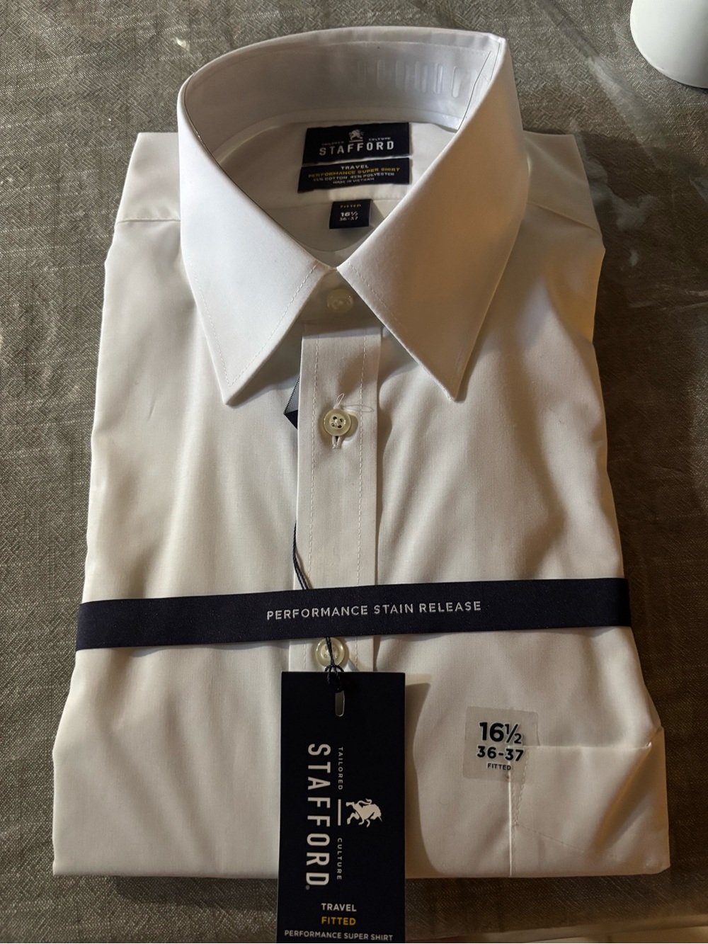 Stafford White Performance Dress Shirt - Fitted TravelNWT16.5